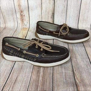Sperry Intrepid brown boat shoes, great condition!